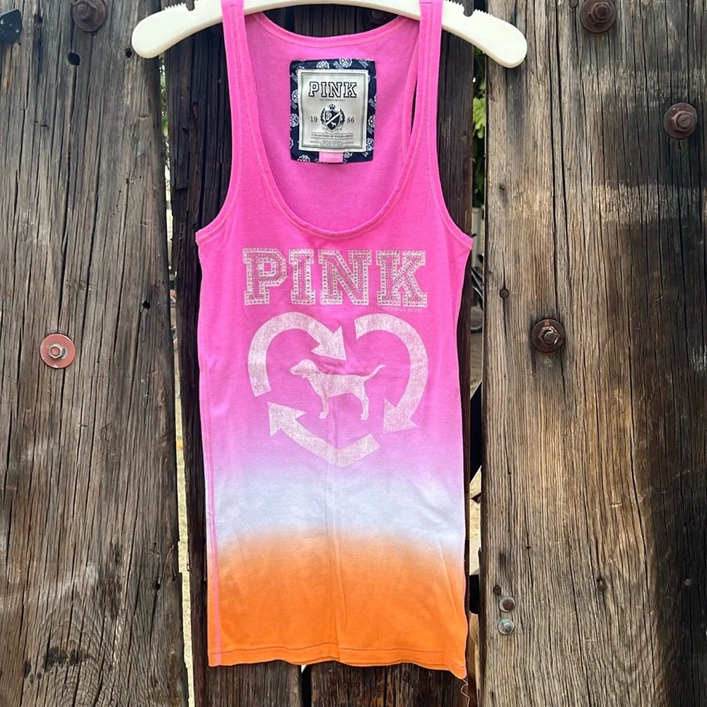 VS PINK tank - Picture 1 of 4